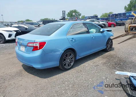 2013 Toyota Camry Le z USA, uszkodzony, nr VIN 4T1BF1FK0DU715151